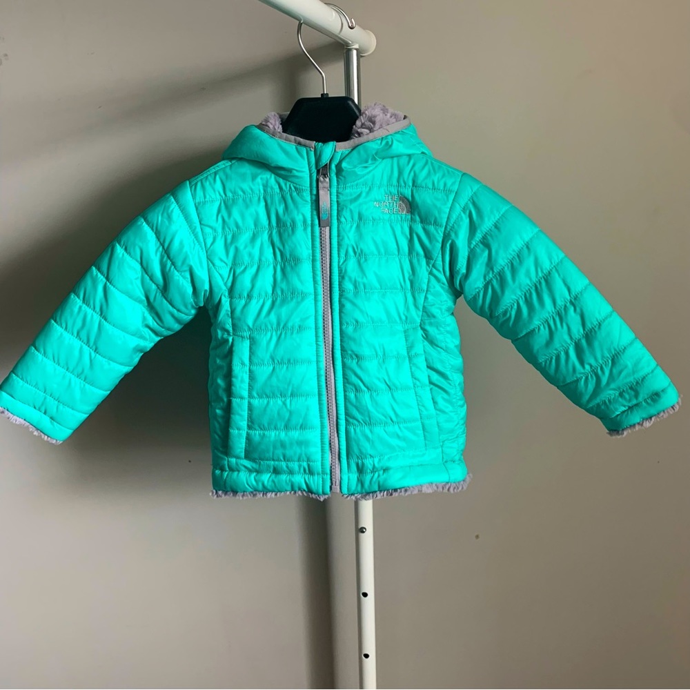 The North Face Hooded Reversible Perrito Jacket in 2T.